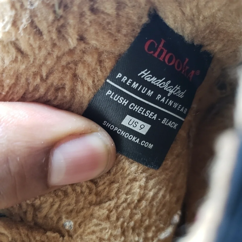 Chooka Shoes Women's 9 Waterproof Plush Chelsea Boots Black